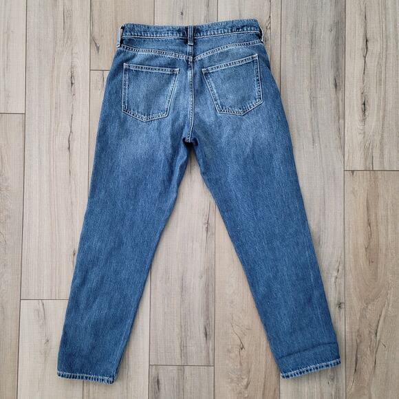 GAP High Rise Distressed Mom Medium Wash Jeans Women Sz 6 28R - Picture 8 of 11